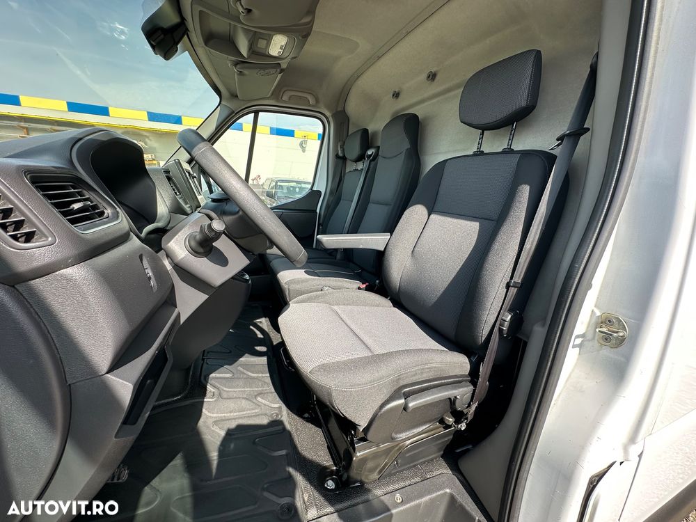 Renault Master - 18