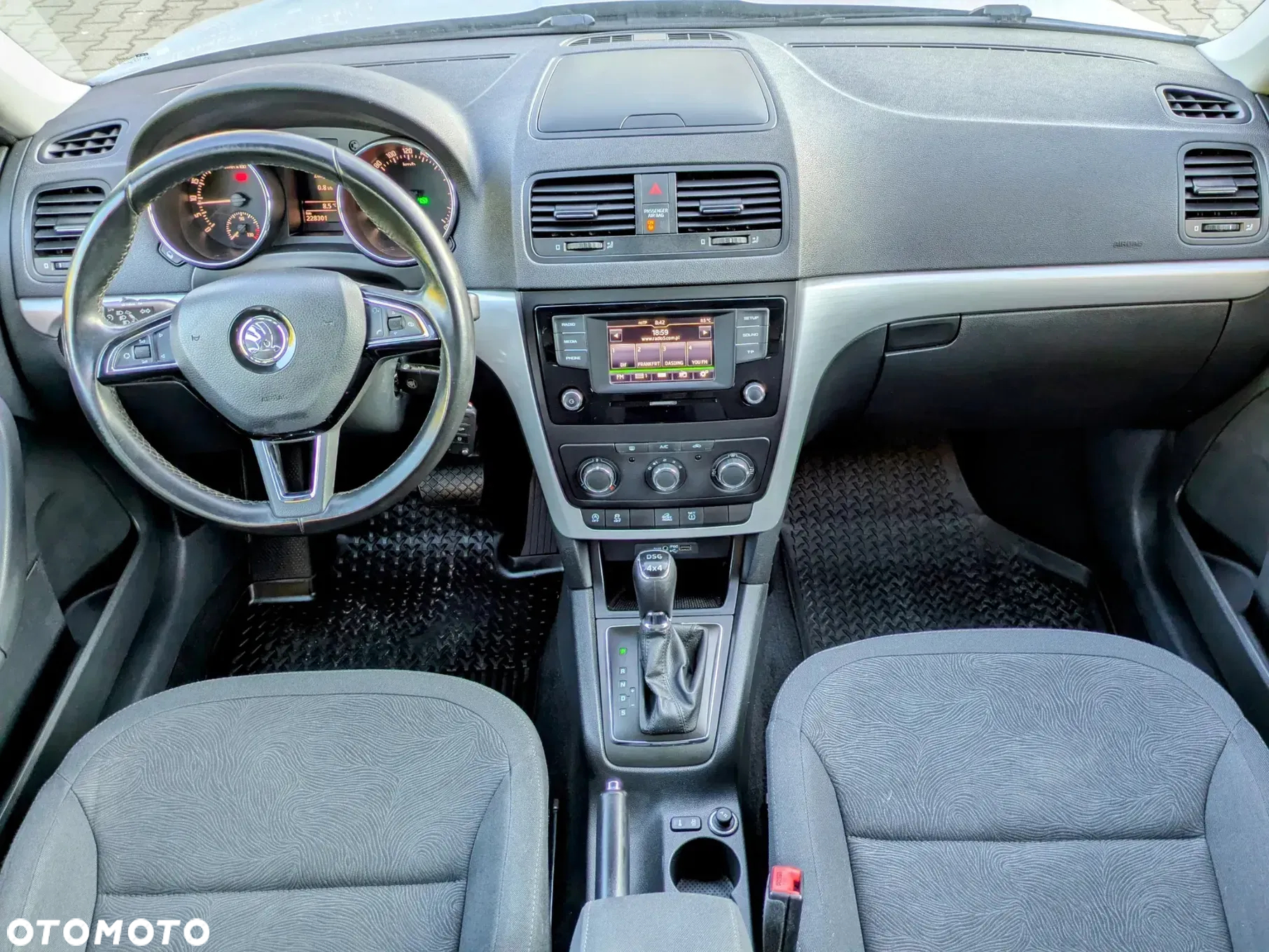 Skoda Yeti 2.0 TDI DPF 4x4 Edition DSG - 16