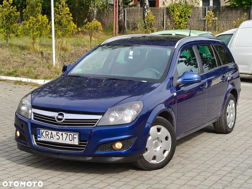 Opel Astra 1.7 CDTI DPF - 1