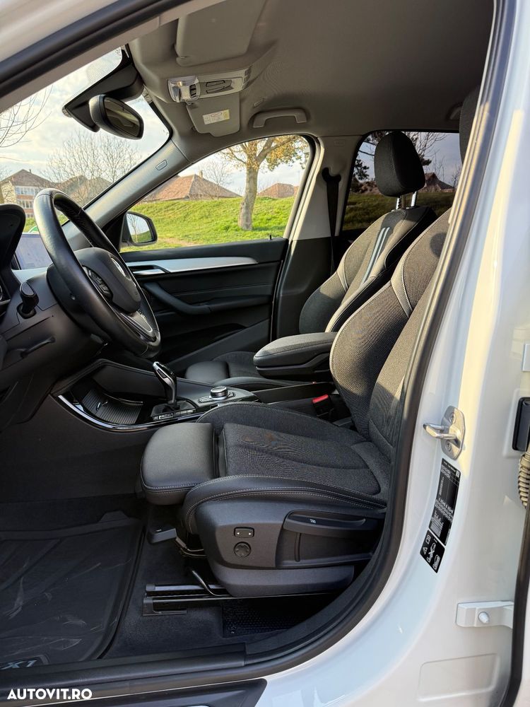 BMW X1 xDrive20d Aut. Sport Line - 32