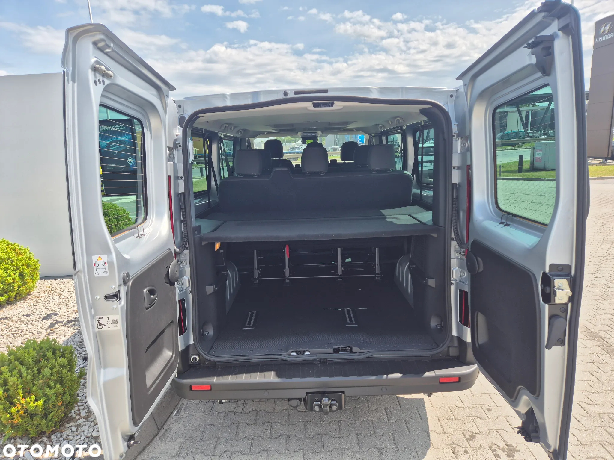 Renault Trafic - 6