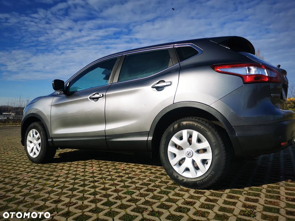 Nissan Qashqai 1.2 DIG-T N-Vision - 12