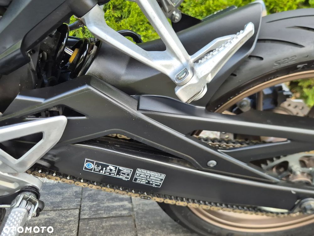 Honda CB - 19