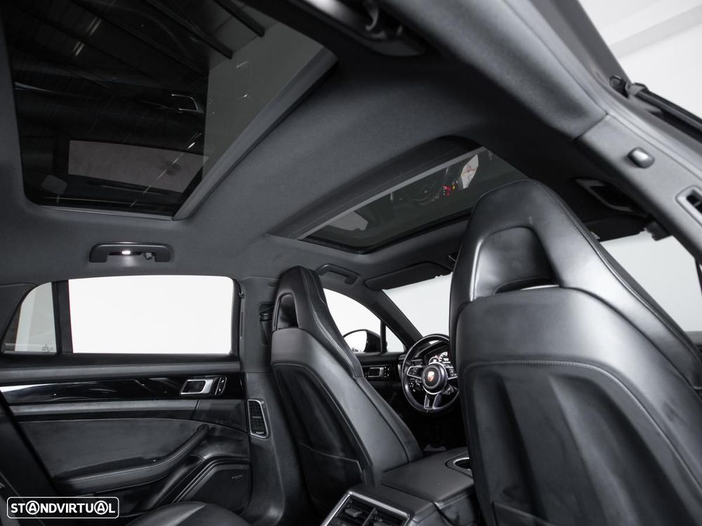 Porsche Panamera 4 S - 13