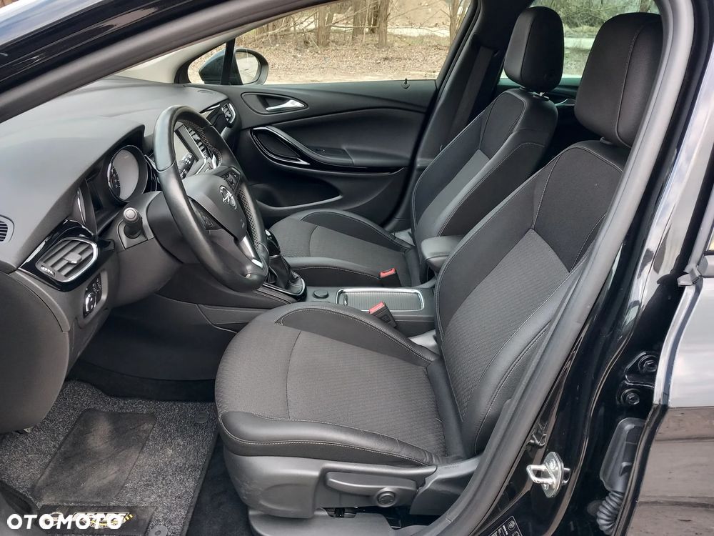 Opel Astra 1.6 D (CDTI) Start/Stop Innovation - 15