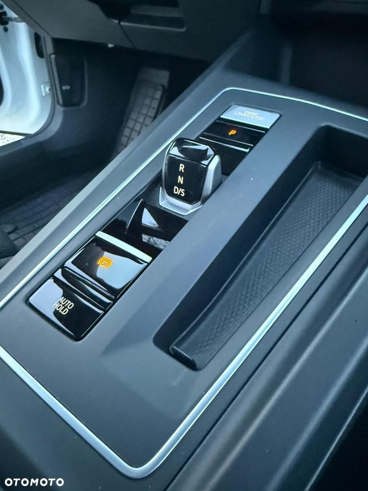 Volkswagen Golf 1.5 eTSI Life DSG - 16