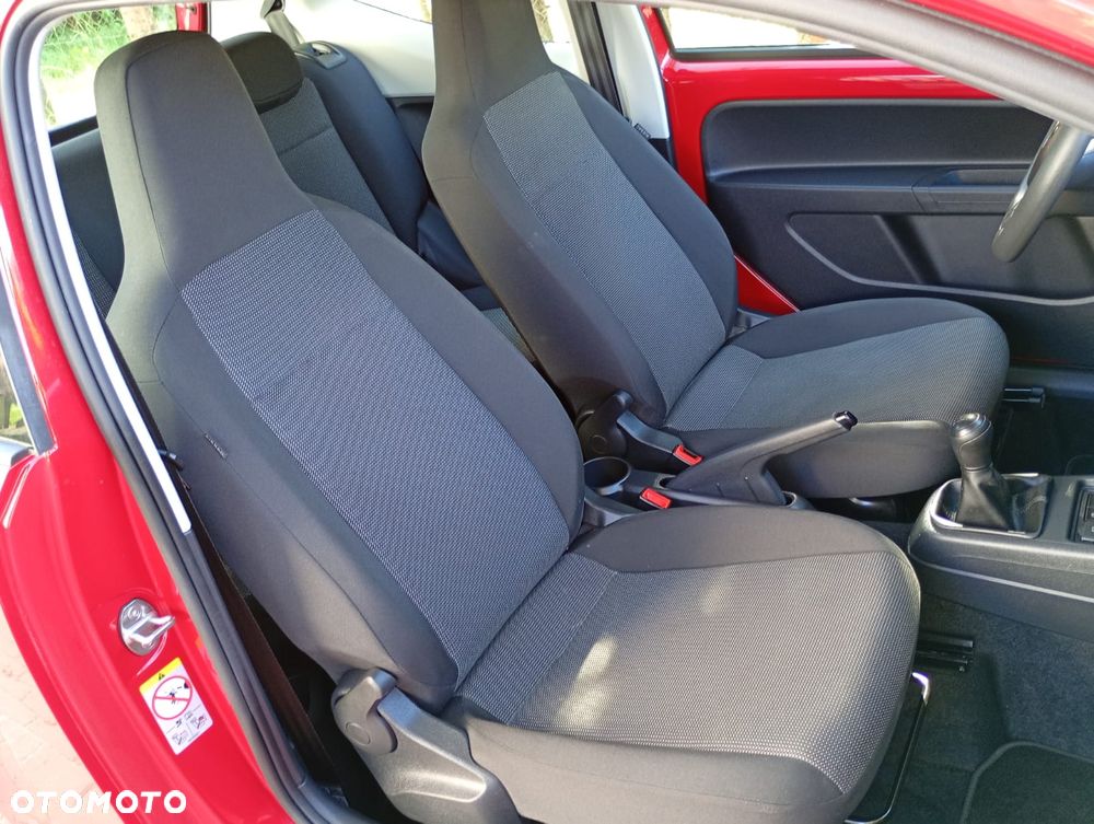 Volkswagen up! 1.0 Beats - 7
