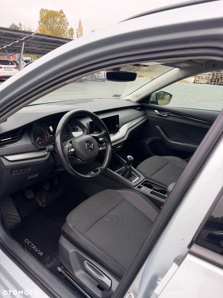 Skoda Octavia - 10