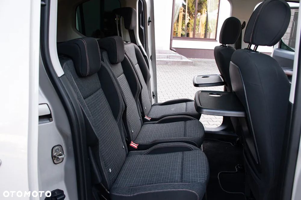 Peugeot Rifter BlueHDI 130 L2 EAT8 GT - 23