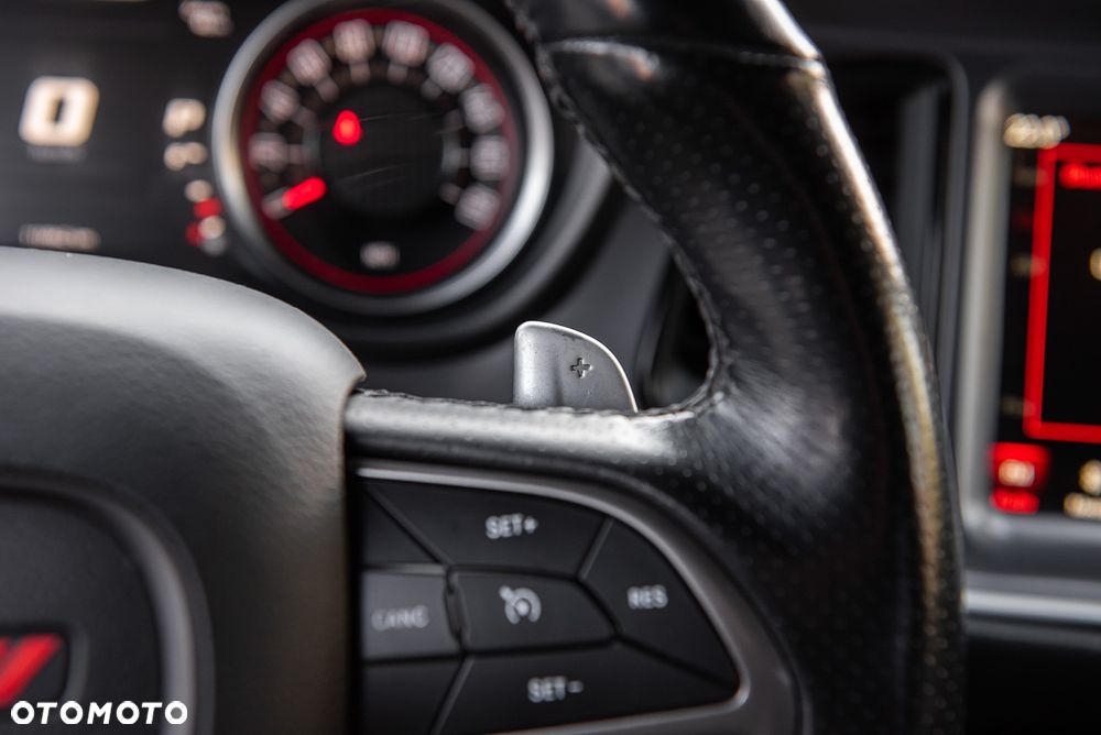 Dodge Challenger Automatik SRT 392 - 20