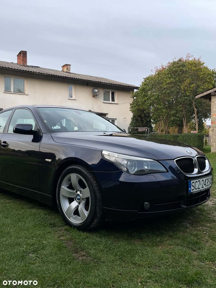 BMW Seria 5 520i - 8
