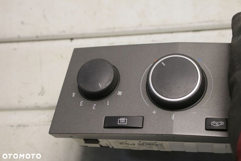 panel klimatyzacji Opel Astra H 13201300 - 3