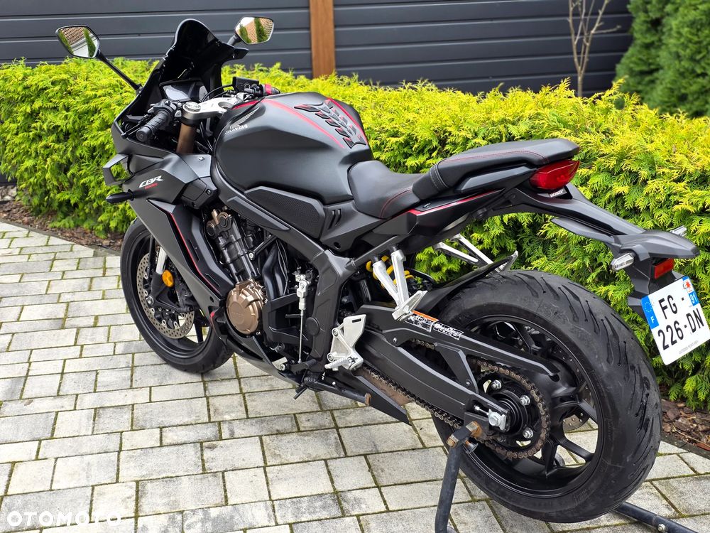 Honda CBR - 24