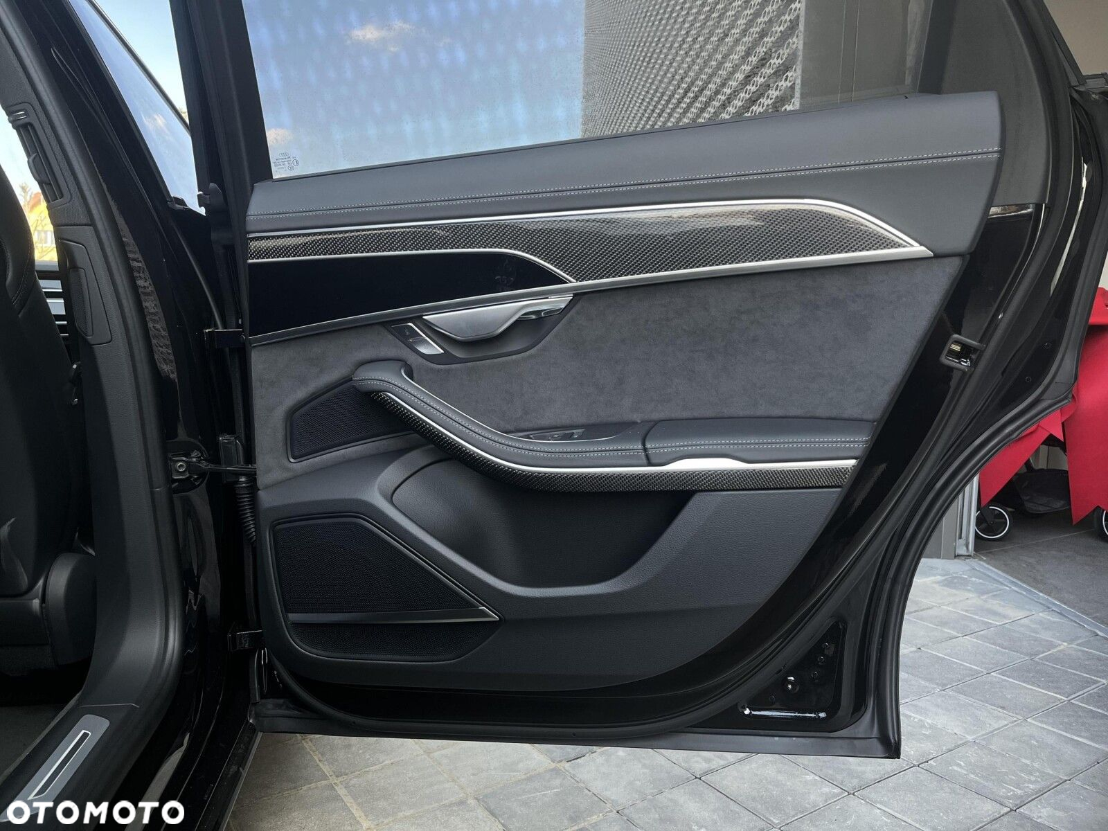 Audi S8 - 30