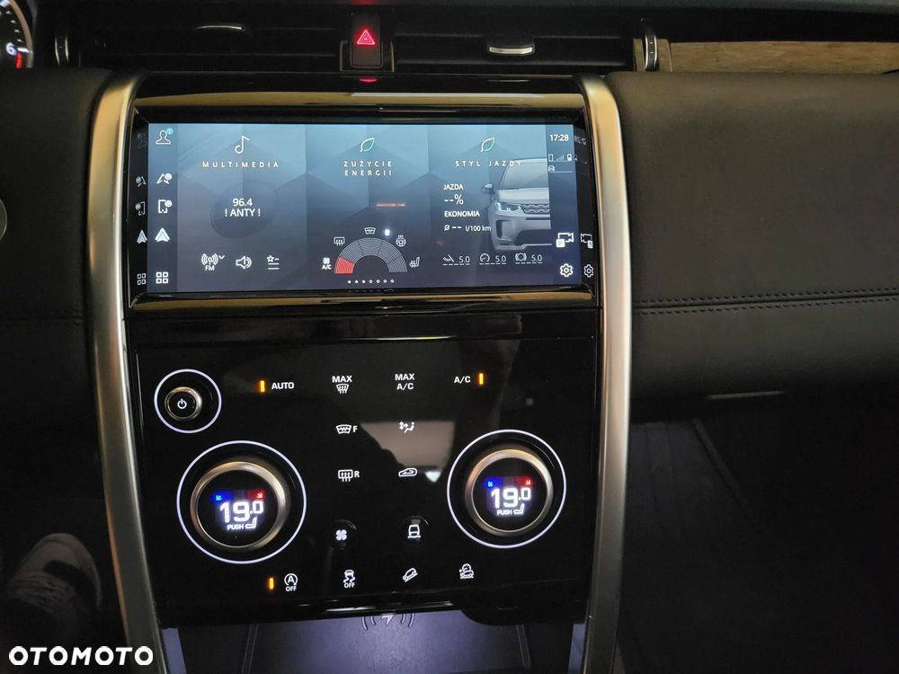 Land Rover Discovery Sport P250 SE - 9