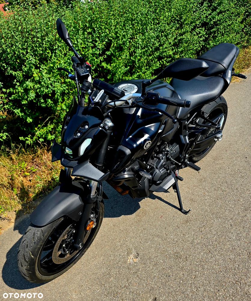 Yamaha MT - 19