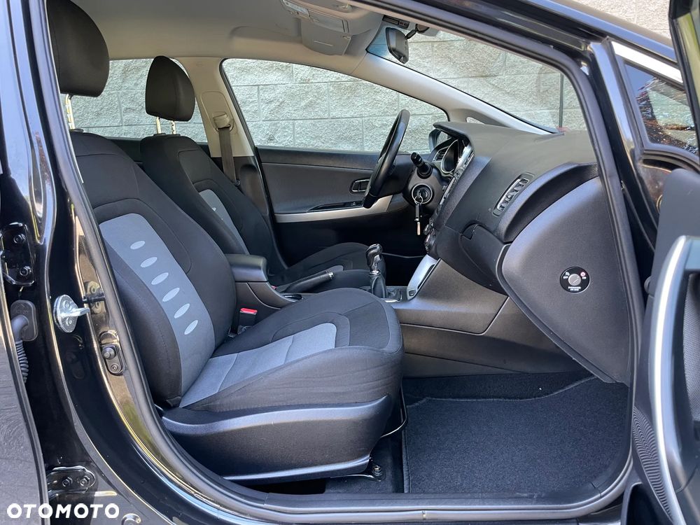 Kia Ceed 1.6 CRDi 128 ISG SW Platinum Edition - 10