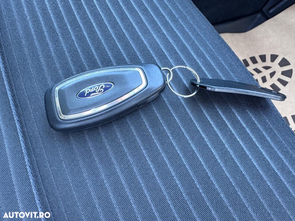 Ford Focus 2.0 EcoBlue Active Business - 6