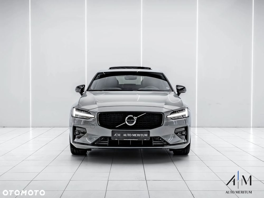 Volvo S60 B5 B AWD Ultimate Dark - 6