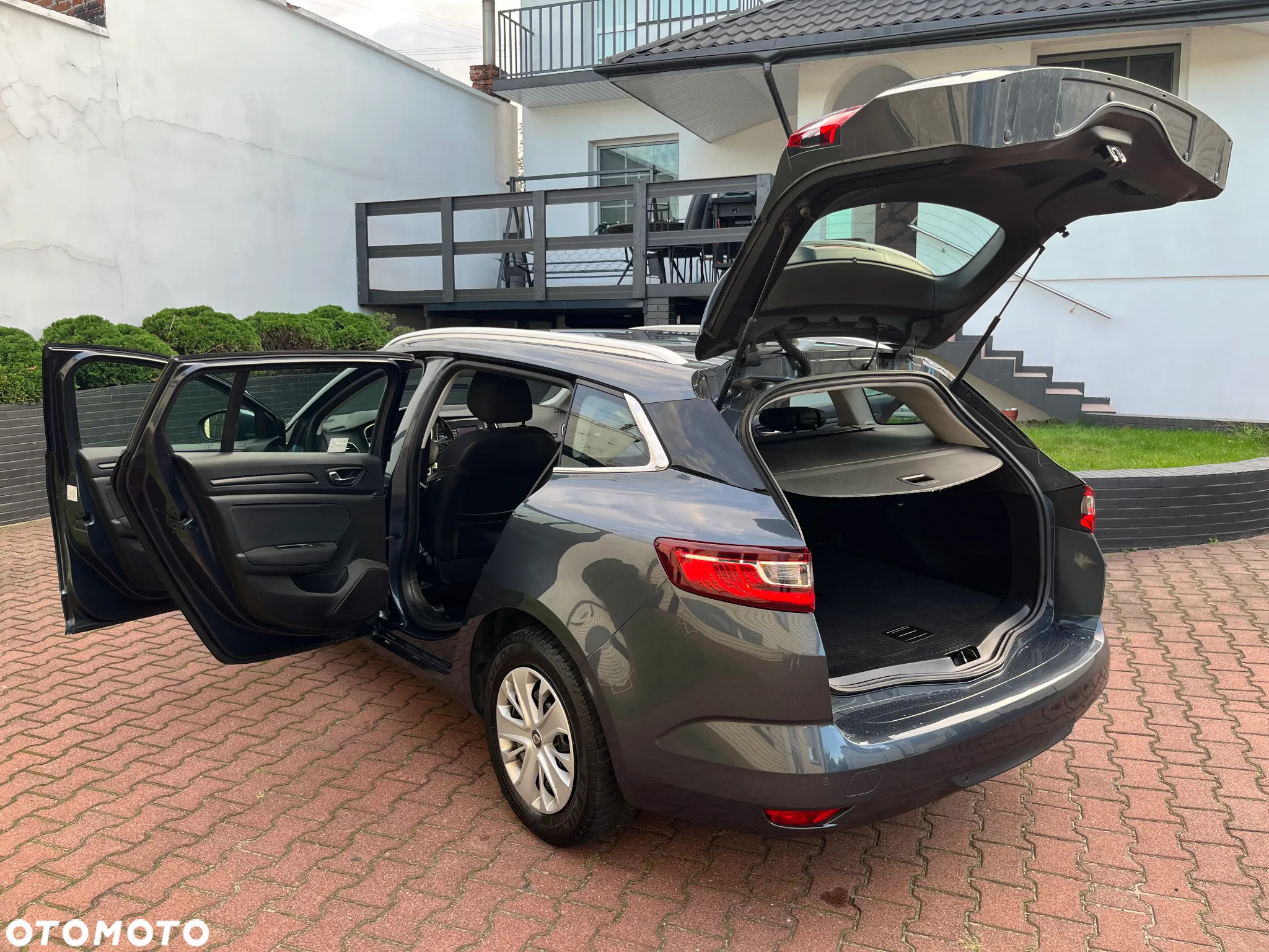 Renault Megane 1.3 TCe FAP Business - 28