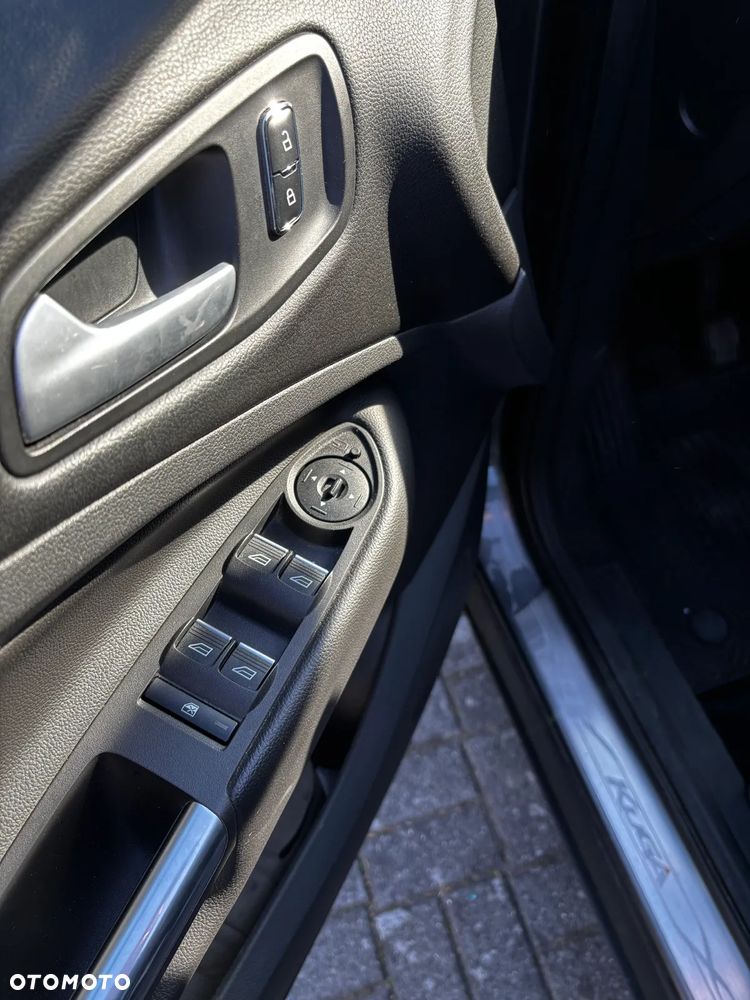 Ford Kuga 2.0 TDCi 4WD Titanium - 14