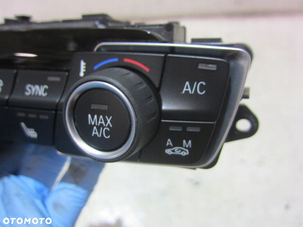 BMW X1 F48 F39 PANEL STEROWANIA KLIMATYZACJI 9371462 9471104 64119371462 - 3