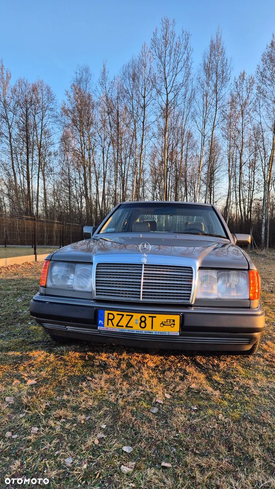 Mercedes-Benz W124 (1984-1993) - 4