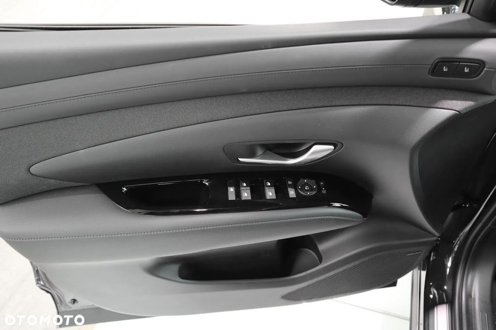 Hyundai Tucson 1.6 T-GDi HEV Platinum 2WD - 11
