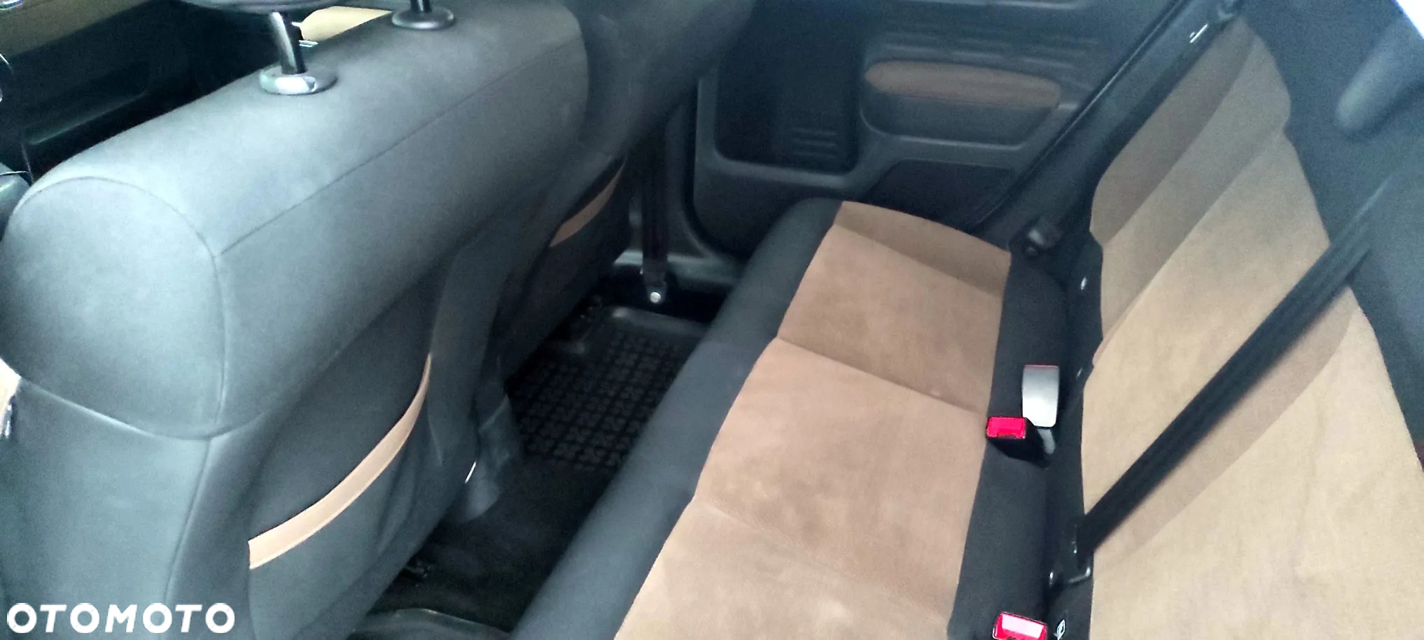 Citroën C4 Cactus 1.2 PureTech Feel Edition S&S - 14