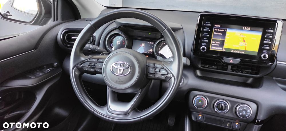 Toyota Yaris 1.5 Comfort CVT - 17