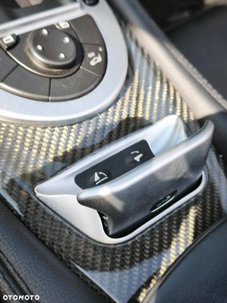 Mercedes-Benz SL 63 AMG SPEEDSHIFT MCT - 30