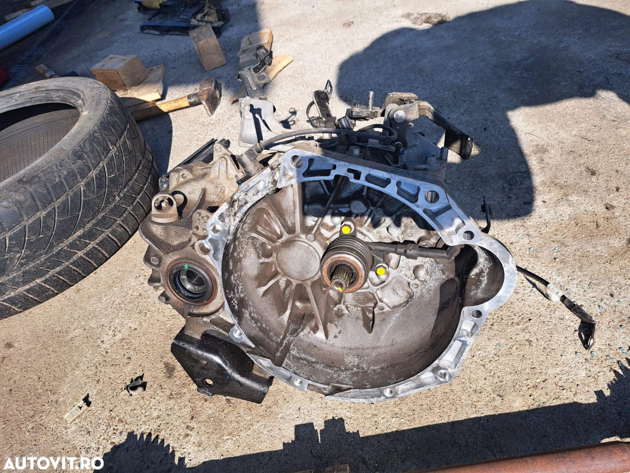 Hyundai i30 PD PDE generatia 3 cod motor G4LG 1.5i benzina 2018-2024 Cutie viteze manuala Planetara dreapta fata Kit ambreiaj Volanta - 2