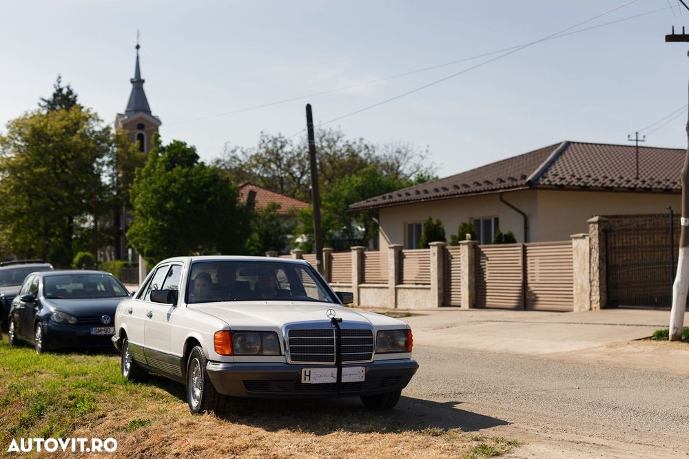 Mercedes-Benz W126 - 1