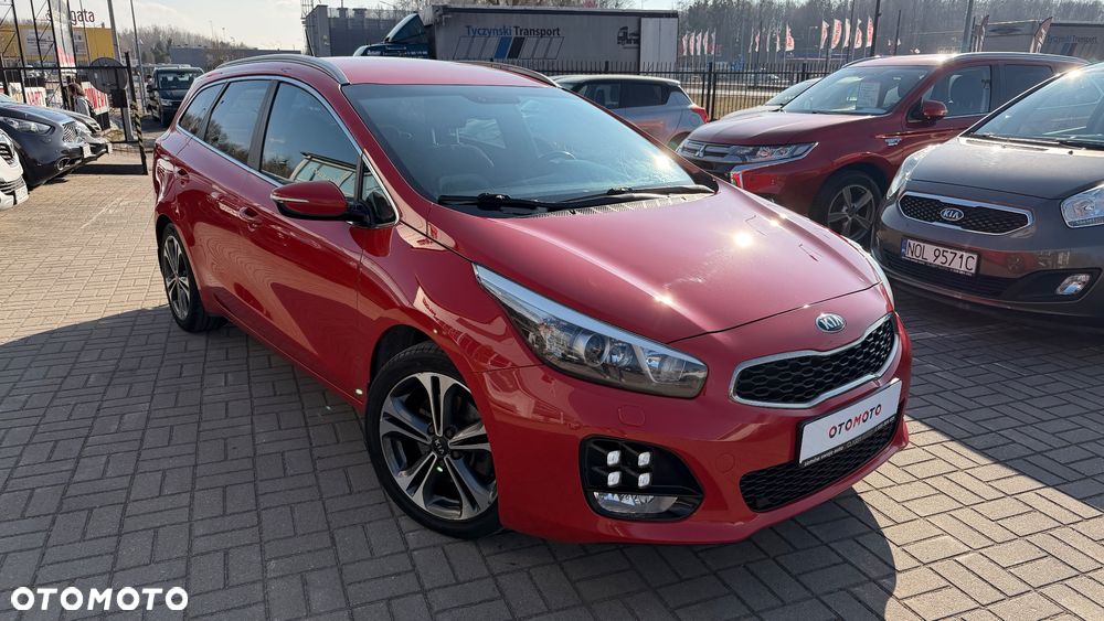 Kia Ceed 1.6 CRDi 136 ISG GT Line - 1