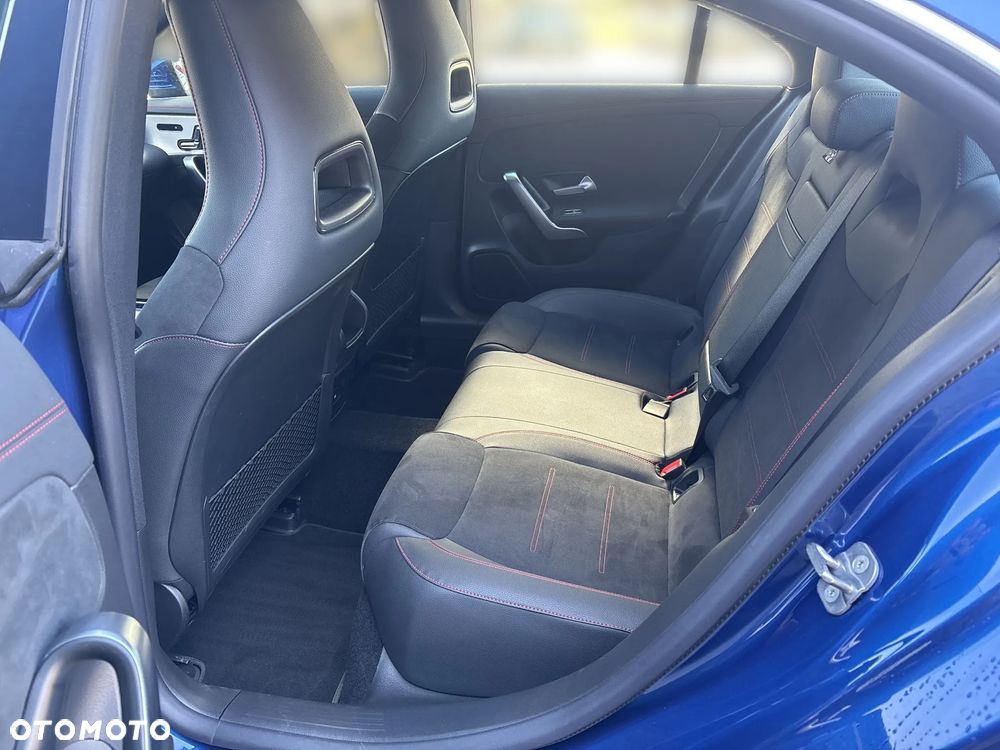 Mercedes-Benz CLA 200 mHEV 7G-DCT - 14