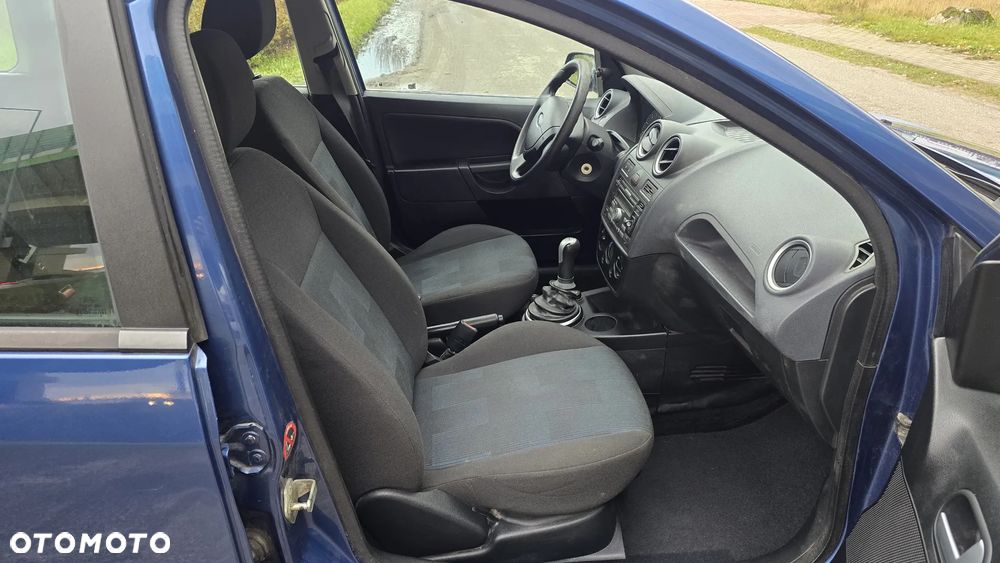Ford Fiesta 1.3 Connection - 17