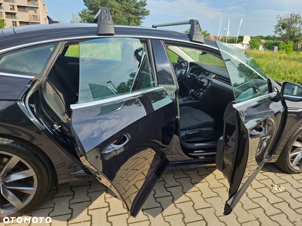 Volkswagen Arteon 2.0 TSI Essence DSG - 23