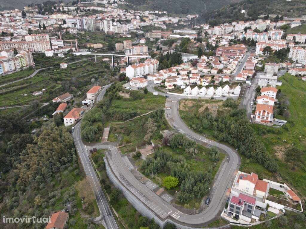 Lotes de terreno para construção de moradia unifamiliar - Urbanização - Grande imagem: 3/6