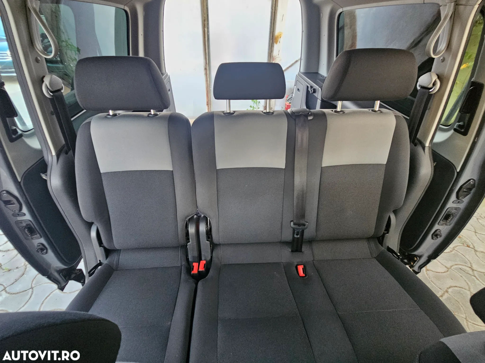 Volkswagen Caddy Maxi 2.0 TDI Comfortline - 7