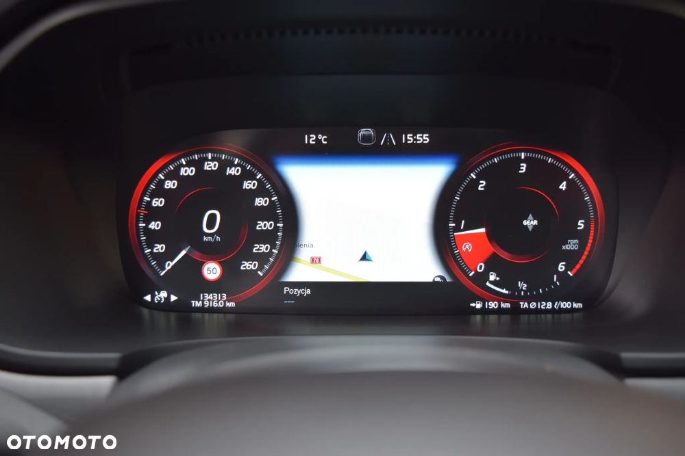 Volvo V90 D3 Momentum Pro - 21