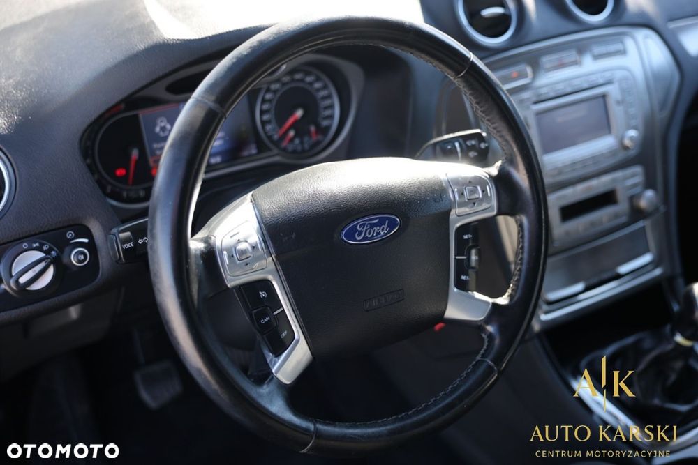 Ford Mondeo - 20