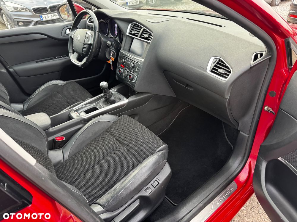 Citroën C4 VTi 120 Exclusive - 22