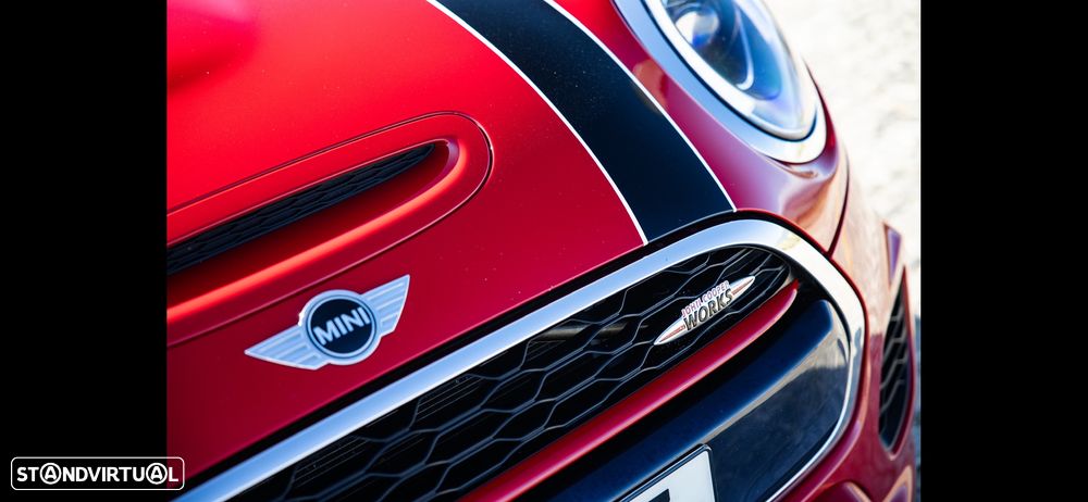 MINI Cabrio John Cooper Works - 7