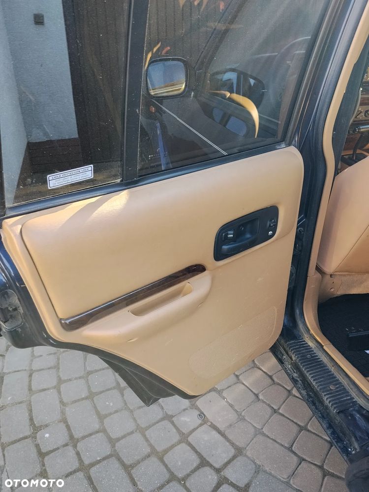 Jeep Cherokee 4.0 Limited - 10