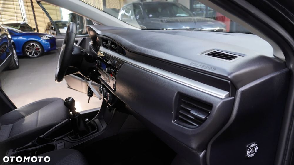 Toyota Corolla 1.6 Active - 27