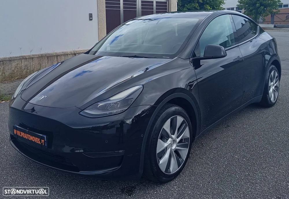 Tesla Model Y Long Range Dual Motor AWD - 1