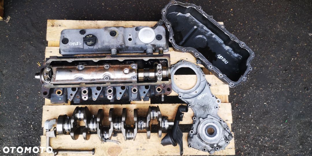 Głowica pokrywa smok wał korbowy Ford 1.8 tdci - 1