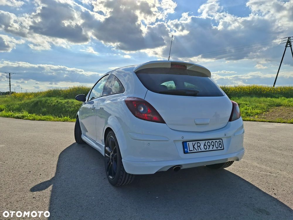 Opel Corsa 1.4 16V Limited Edition - 16