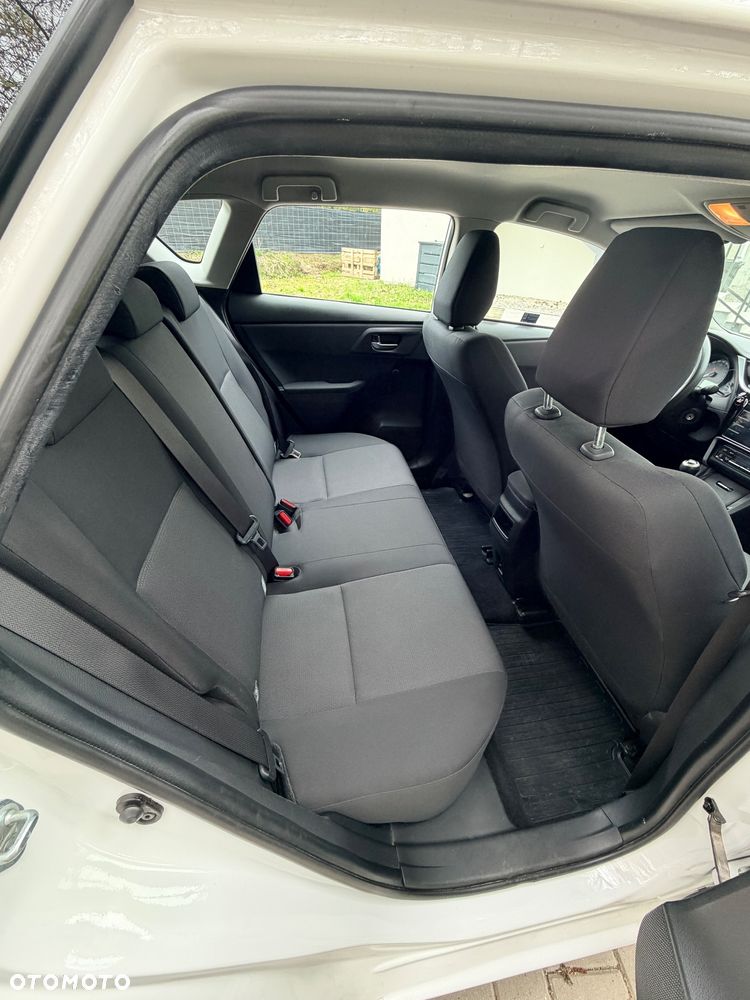 Toyota Auris 1.33 VVT-i Active - 8