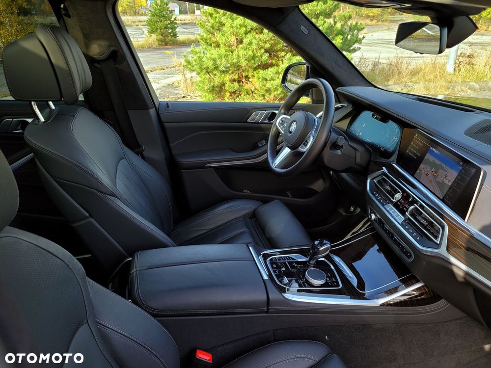 BMW X7 xDrive40d mHEV - 21